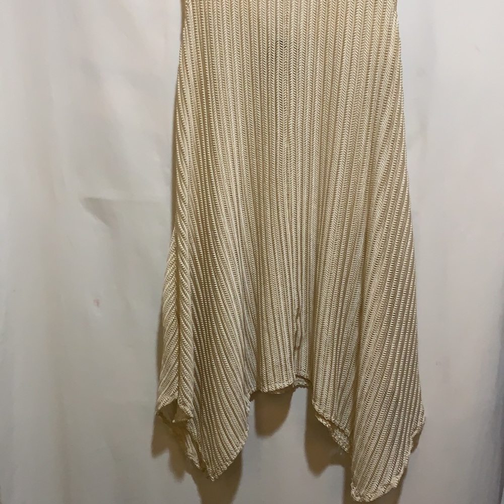 PARADISE ASYMMETRICAL TOP SZ S/M CROCHETED CREME FLOPPY POCKETS/LG BUTTON - Picture 6 of 8